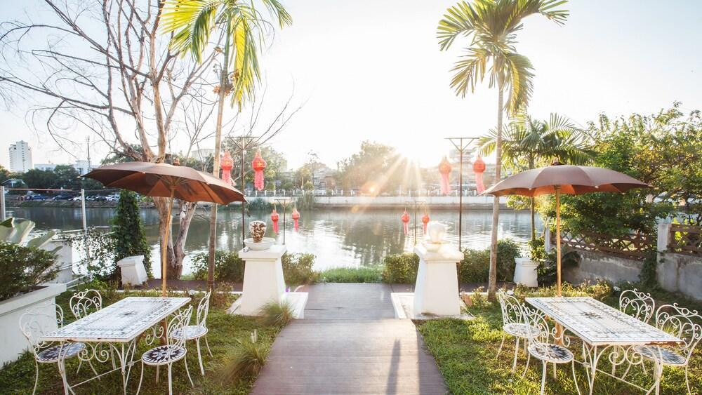 B2 Riverside Colonial Hotel Chiang Mai Dış mekan fotoğraf