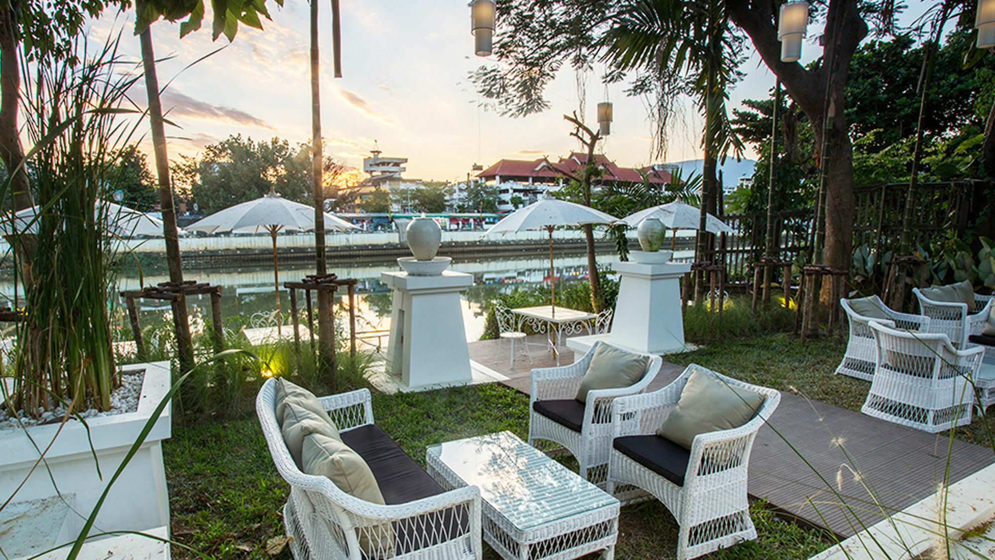 B2 Riverside Colonial Hotel Chiang Mai Dış mekan fotoğraf